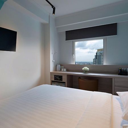 Ibis Budget Phnom Penh Riverside Exterior photo