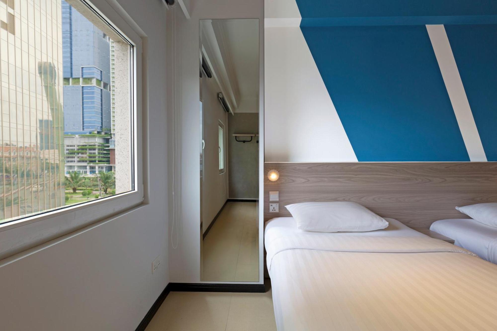 Ibis Budget Phnom Penh Riverside Exterior photo